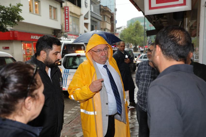 Başkan Ertaş, yağmurla mücadelede sahada
