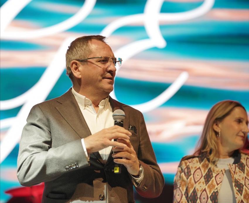 20. Ayvalık Uluslararası Zeytin Hasat ve Turizm Festivali’nde müzik dolu gece...