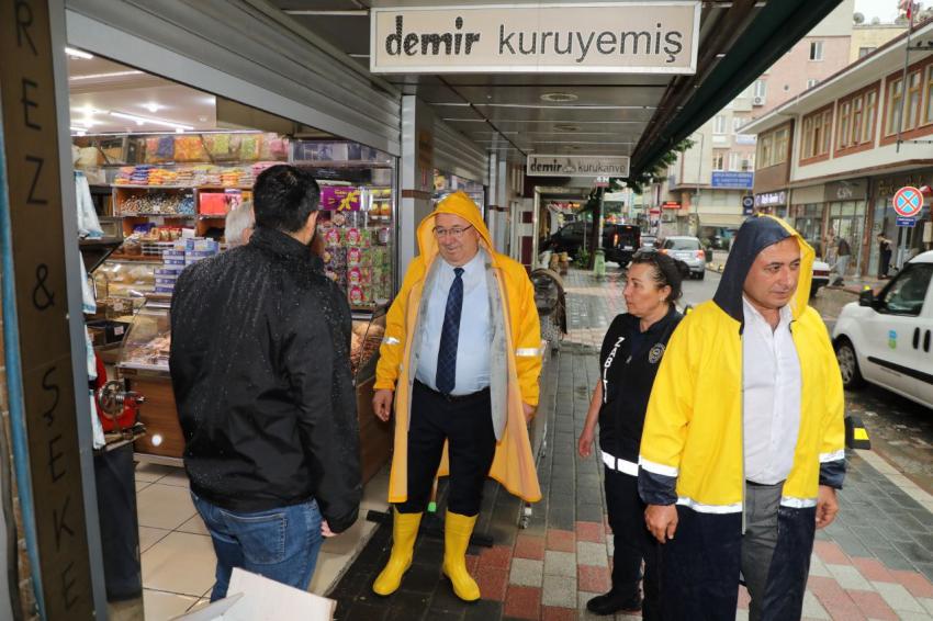 Başkan Ertaş, yağmurla mücadelede sahada