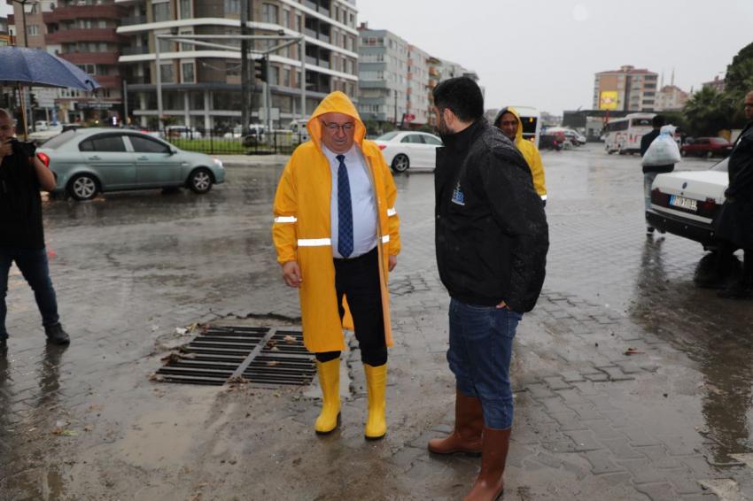 Başkan Ertaş, yağmurla mücadelede sahada