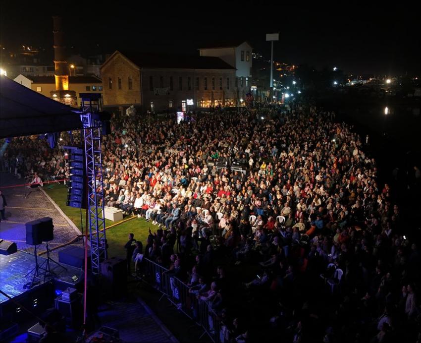 20. Ayvalık Uluslararası Zeytin Hasat ve Turizm Festivali’nde müzik dolu gece...