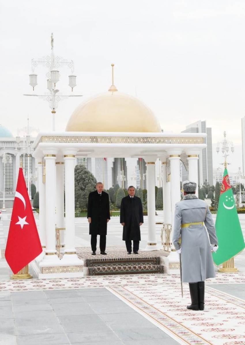 TÜRKMENISTAN'DA TARIHI GÜN: 9 MADDELIK ANLAŞMA IMZALANDI! BAŞKAN ERDOĞAN'DAN ÖNEMLI AÇIKLAMALAR.