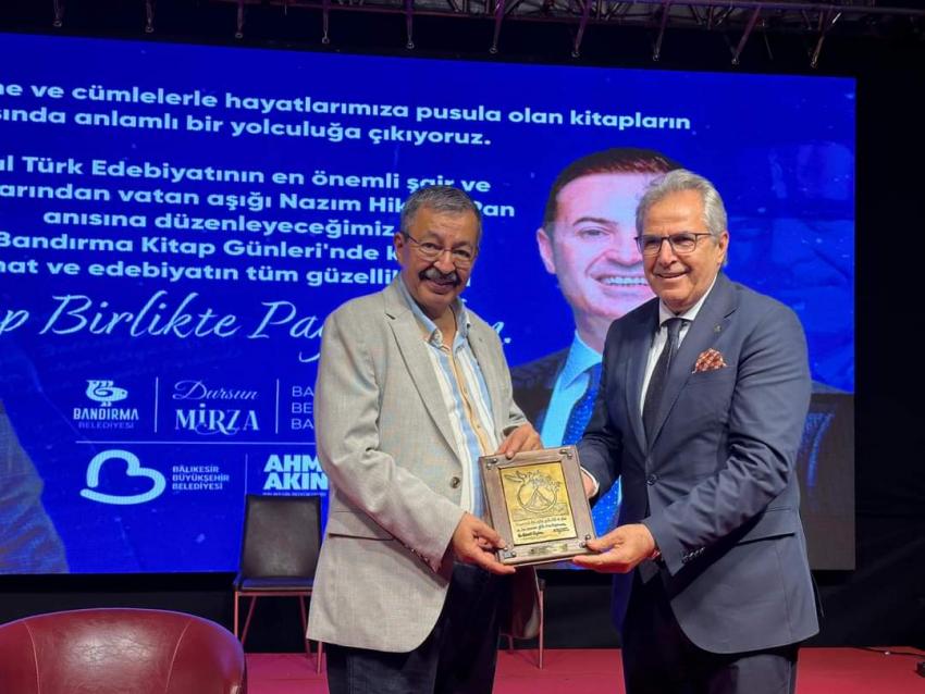 6. BANDIRMA KİTAP GÜNLERİ DEVAM EDİYOR