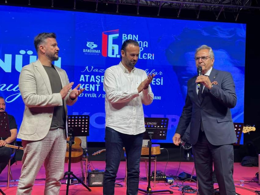 6. BANDIRMA KİTAP GÜNLERİ DEVAM EDİYOR