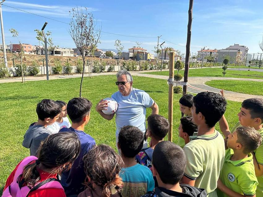 600 Evler Mahallesi Park Yapımı Tamamlandı