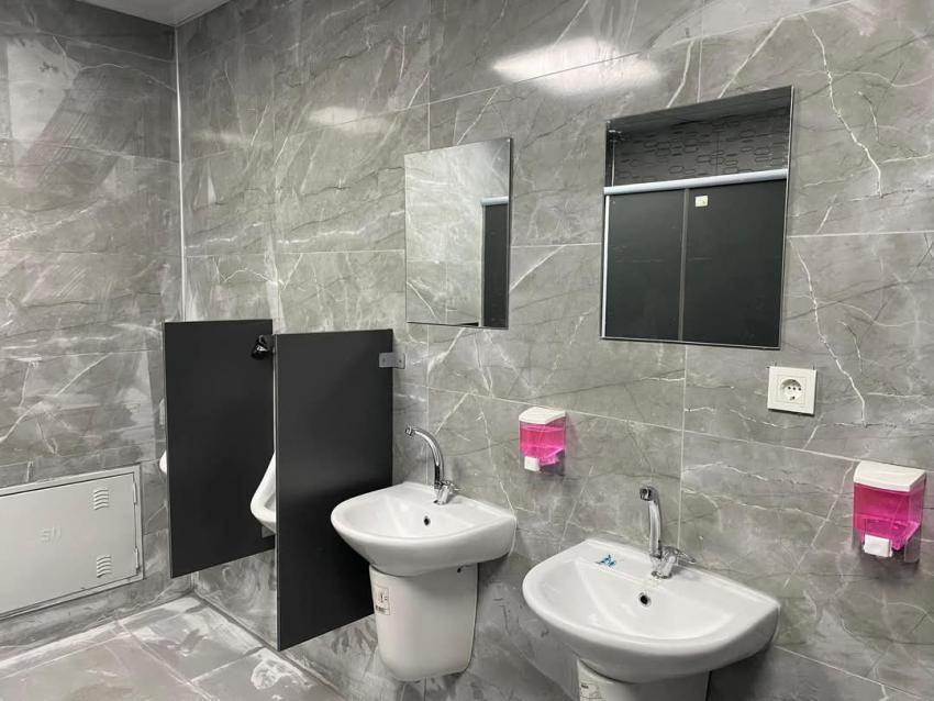 EMEKTAR BELEDİYE BİNASI’NDA TUVALETLER YENİLENDİ