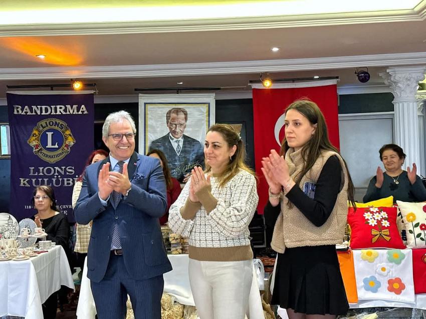 BANDIRMA’DA SEVGİ GÜNÜ ETKİNLİĞİ BÜYÜK İLGİ GÖRDÜ