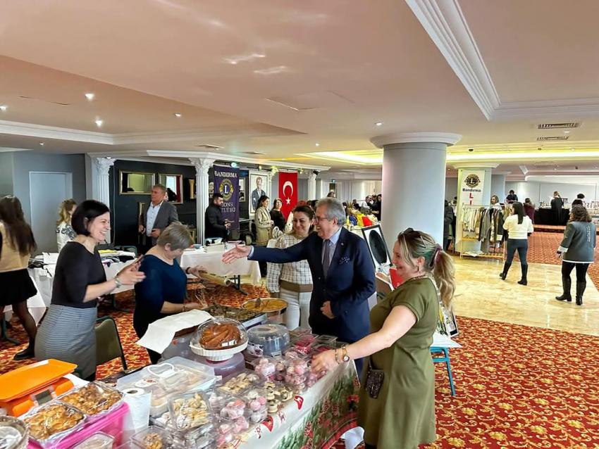 BANDIRMA’DA SEVGİ GÜNÜ ETKİNLİĞİ BÜYÜK İLGİ GÖRDÜ