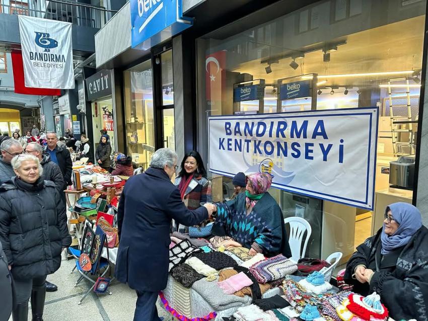 SEVGİLİLER GÜNÜ ALIŞVERİŞ GÜNLERİ ETKİNLİĞİ KAPILARINI AÇTI