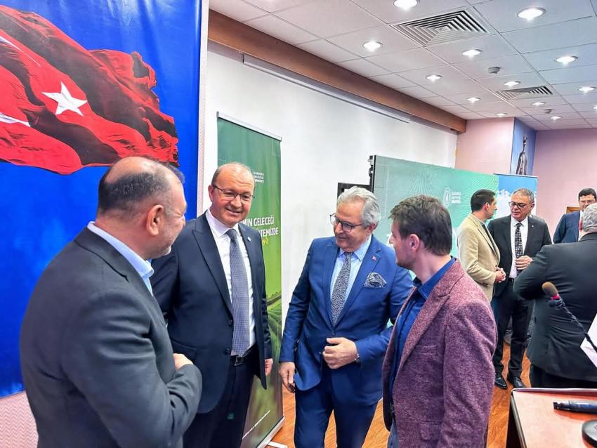 BANDIRMA BELEDİYE BAŞKANI DURSUN MİRZA, ZİRAAT FAKÜLTESİ LANSMANINA KATILDI