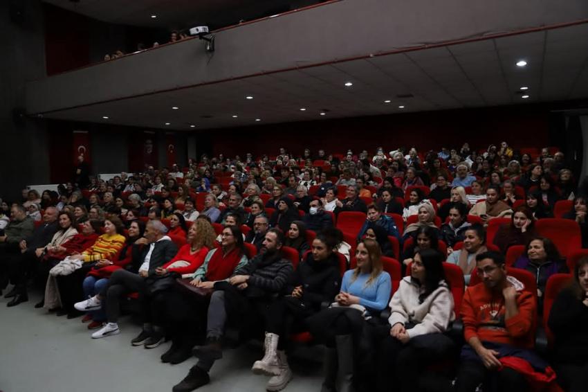 KADIN OYUNLARI FESTİVALİ 3. GÜNÜNDE COŞKUYLA DEVAM EDİYOR