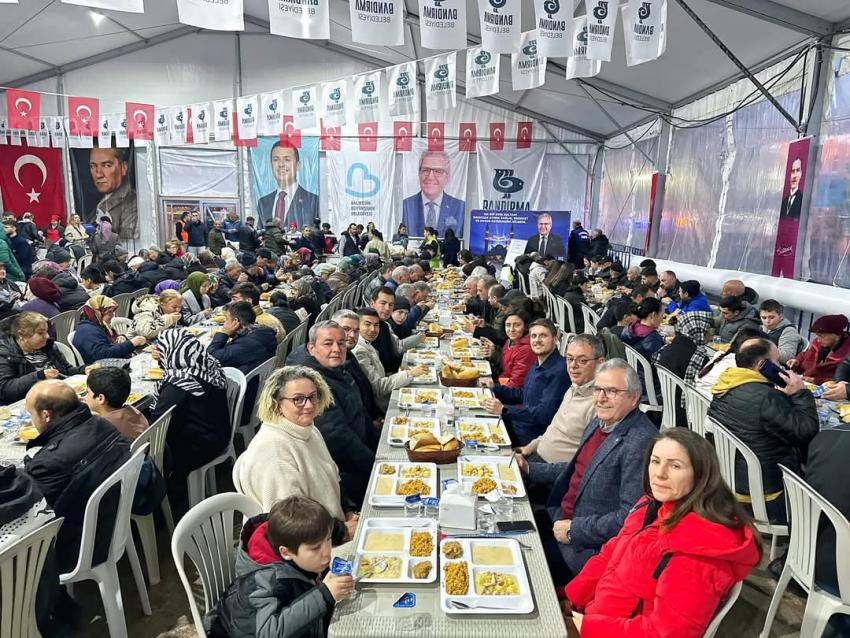Bandırma Belediyesi İftar Çadırında Dayanışma ve Paylaşımın Gücü Buluşuyor