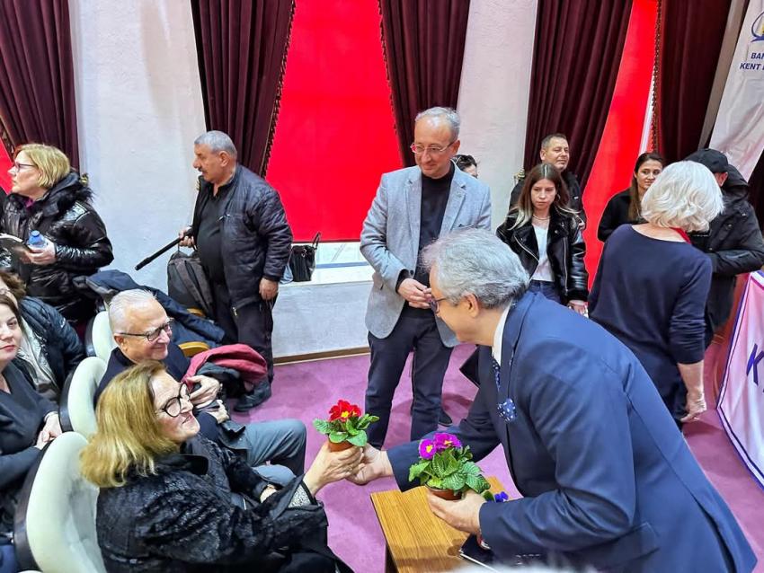 GAZETECİ-YAZAR BANU AVAR, 8 MART ETKİNLİKLERİ KAPSAMINDA BANDIRMA’DAYDI