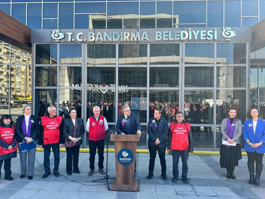 GREV YAPAN EMEKÇİ KADINLARA BAŞKAN MİRZA’DAN DESTEK