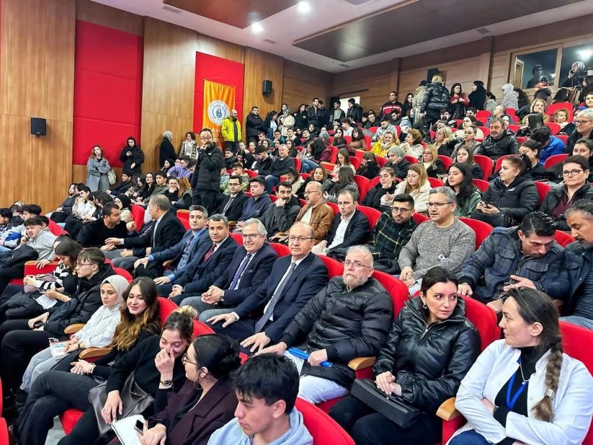 ÇANAKKALE RUHU BANDIRMA’DA YAKILANDI