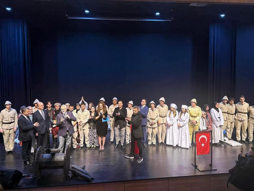 ÇANAKKALE RUHU BANDIRMA’DA YAKILANDI