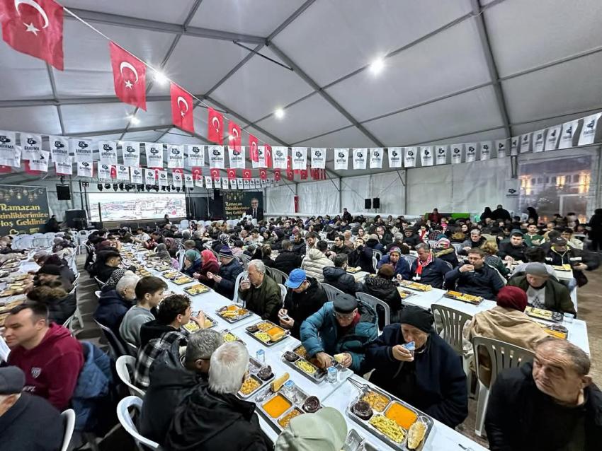 DİGSİAD’DAN BANDIRMA BELEDİYESİ İFTAR PROGRAMINA DESTEK