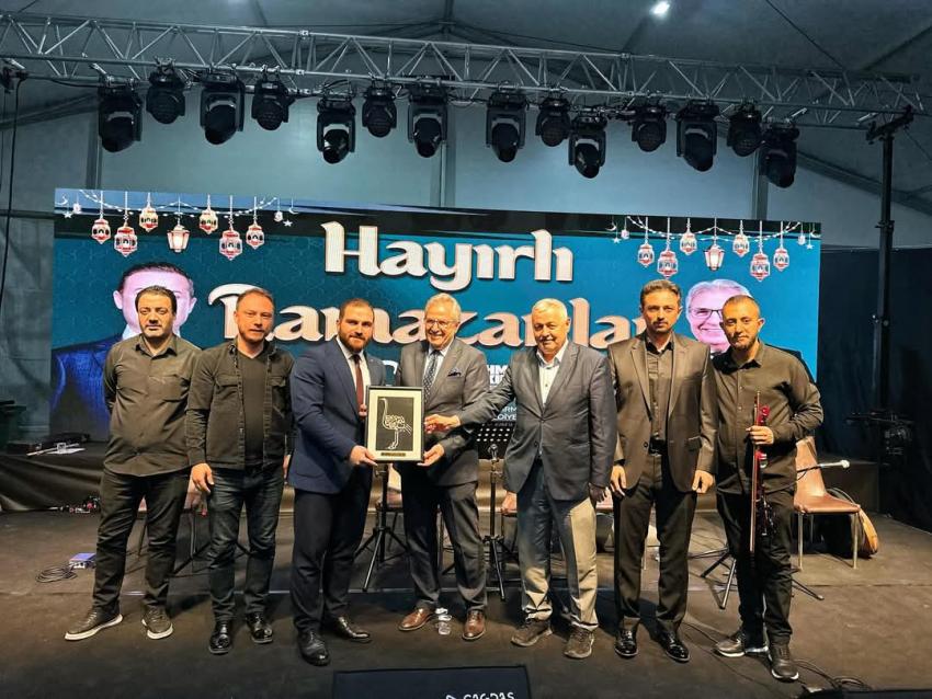 BANDIRMA’DA KADİR GECESİ MANEVİYATI HEP BİRLİKTE YAŞANDI