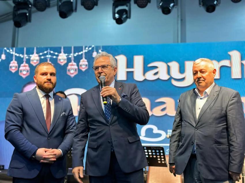 BANDIRMA’DA KADİR GECESİ MANEVİYATI HEP BİRLİKTE YAŞANDI