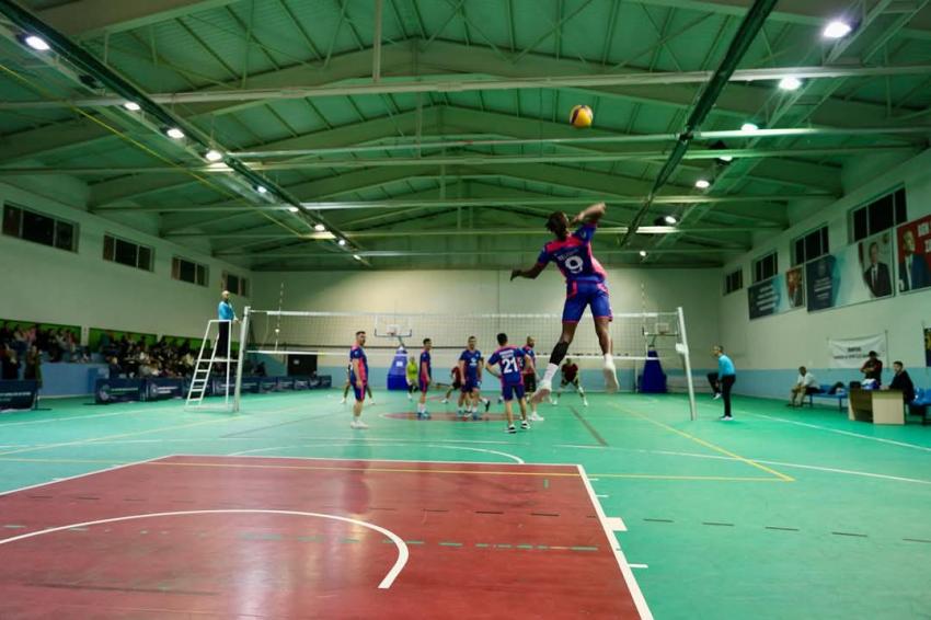 Bandırma Belediyesi Erkek Voleybol Takımı, Manyas Çeltik Voleybol Turnuvası’nı 3. Olarak Tamamladı