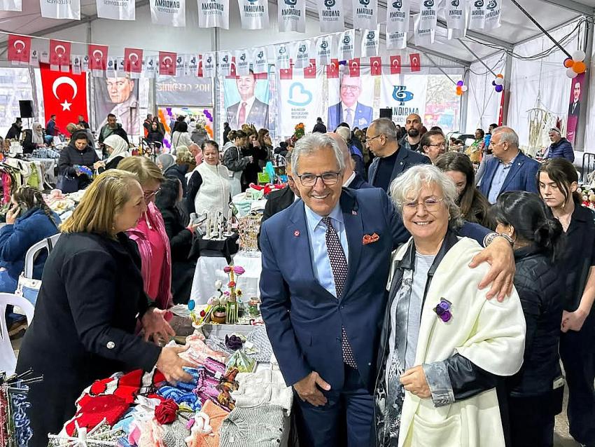 BANDIRMA BELEDİYESİ 3. KADIN EL EMEĞİ FESTİVALİ’NİN AÇILIŞI COŞKUYLA GERÇEKLEŞTİ