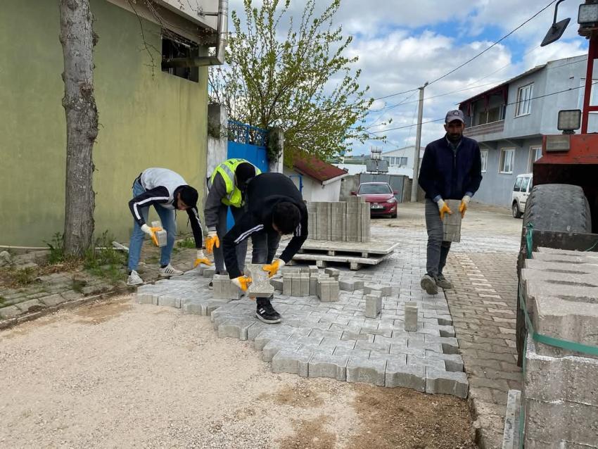 BANDIRMA BELEDİYESİ’NDE ÇALIŞMALAR TÜM HIZIYLA DEVAM EDİYOR