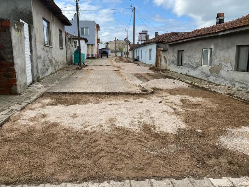 BANDIRMA BELEDİYESİ’NDE ÇALIŞMALAR TÜM HIZIYLA DEVAM EDİYOR