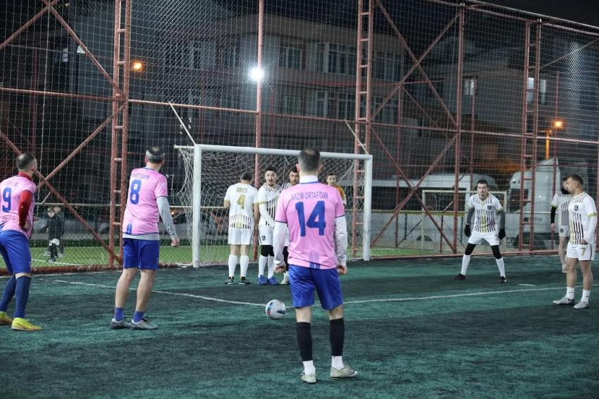 BANDIRMA BELEDİYESİ FUTBOL TAKIMI ŞİRKETLER LİGİ'NDE TARİH YAZDI