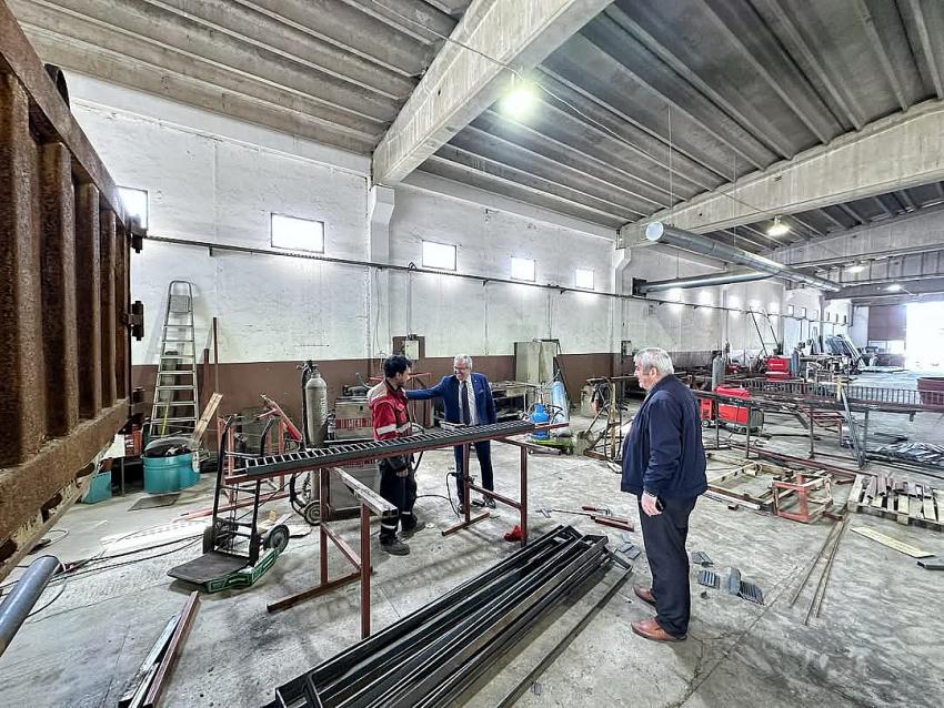 BANDIRMA BELEDİYESİ, YENİ SEZON ÖNCESİ HAZIRLIKLARINA HIZ VERDİ