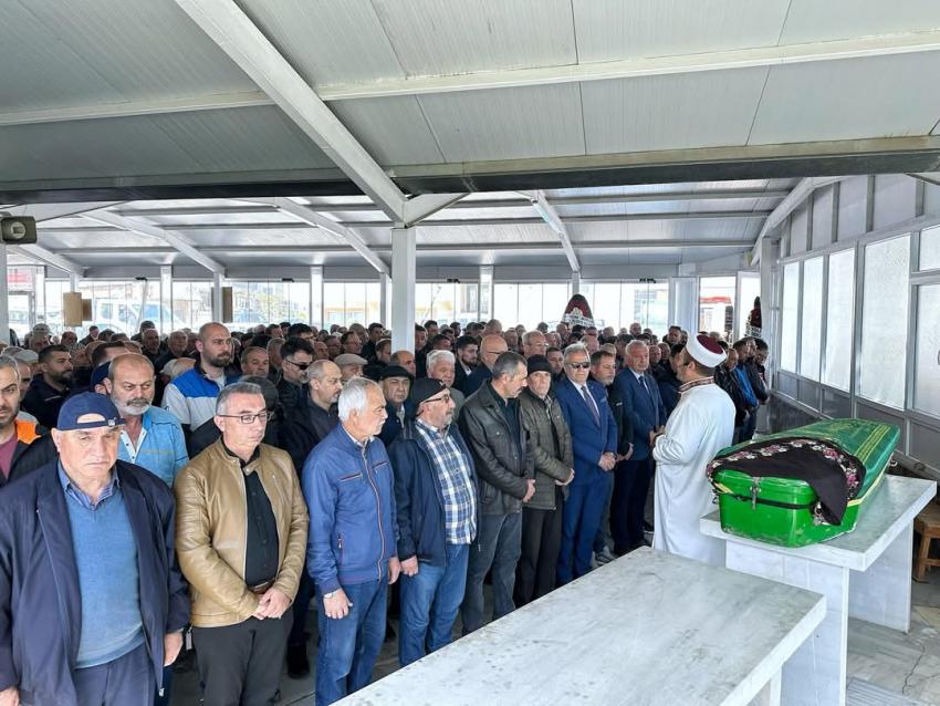 BAŞKAN DURSUN MİRZA, BELEDİYE PERSONELİ ERCAN BALTAŞ’IN ACI GÜNÜNDE YANINDA OLDU