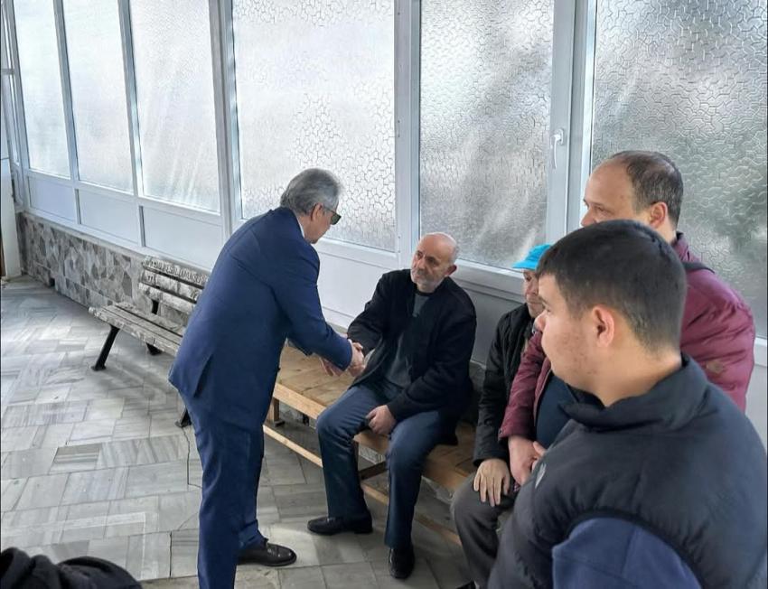 BAŞKAN DURSUN MİRZA, BELEDİYE PERSONELİ ERCAN BALTAŞ’IN ACI GÜNÜNDE YANINDA OLDU