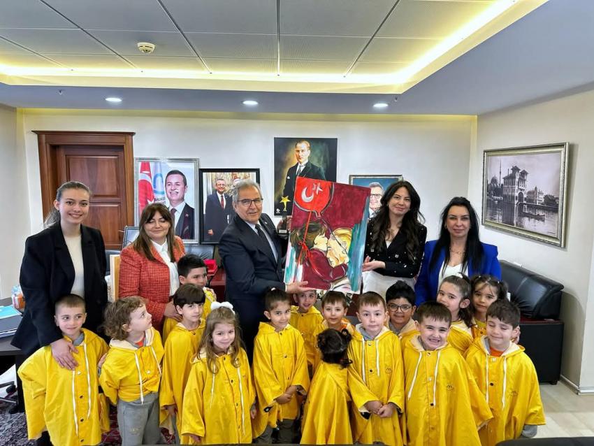 BANDIRMA’NIN GURURU MUTLU ÇOCUKLAR ANAOKULU BAŞKAN MİRZA’YI ZİYARET ETTİ