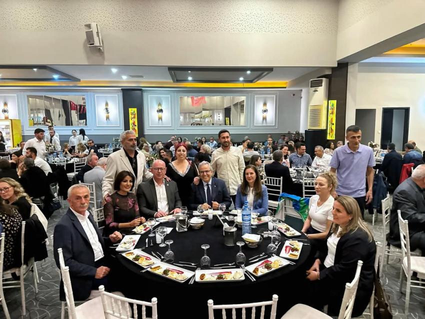 BANDIRMA BELEDİYE BAŞKANI DURSUN MİRZA, ALEVİ KÜLTÜR DERNEKLERİ BANDIRMA ŞUBESİ’NİN DAYANIŞMA GECESİ’NE KATILDI