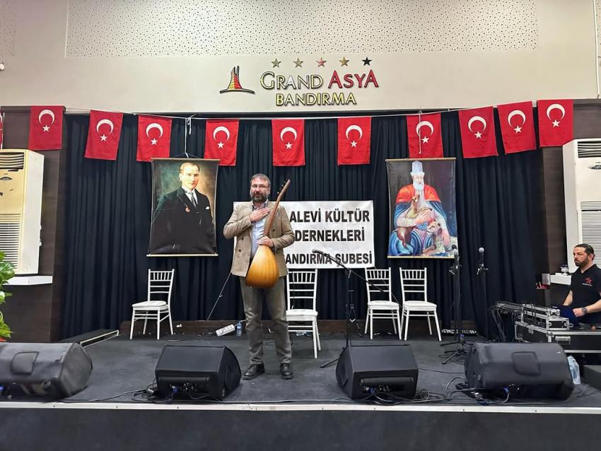 BANDIRMA BELEDİYE BAŞKANI DURSUN MİRZA, ALEVİ KÜLTÜR DERNEKLERİ BANDIRMA ŞUBESİ’NİN DAYANIŞMA GECESİ’NE KATILDI