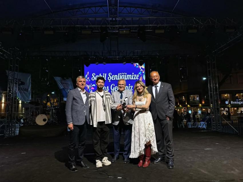 BANDIRMA SAHİL ŞENLİKLERİ COŞKUYLA BAŞLADI!