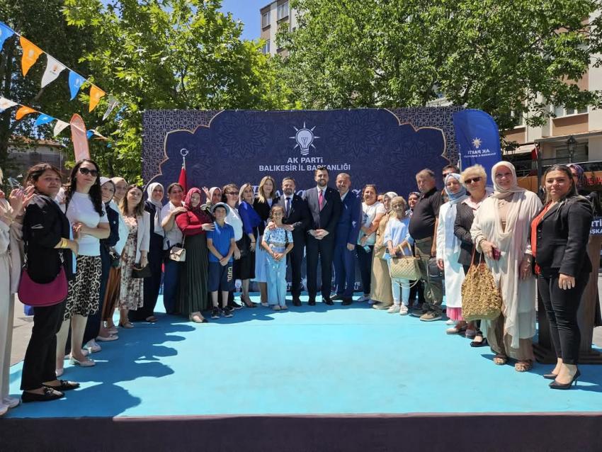 AK Parti Balıkesir Teşkilatı Bayramda Kenetlendi