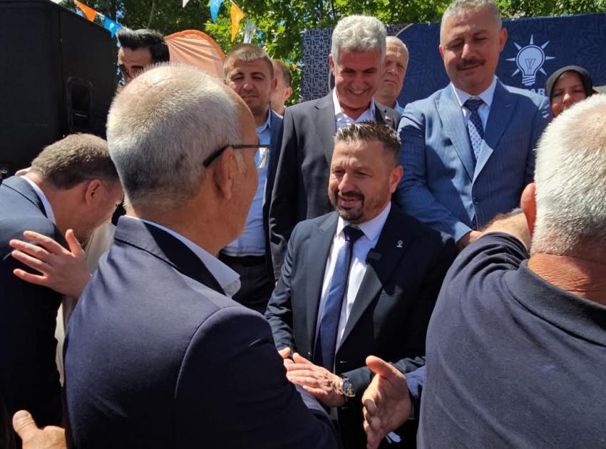 AK Parti Balıkesir Teşkilatı Bayramda Kenetlendi