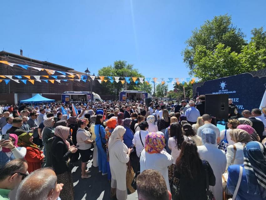 AK Parti Balıkesir Teşkilatı Bayramda Kenetlendi