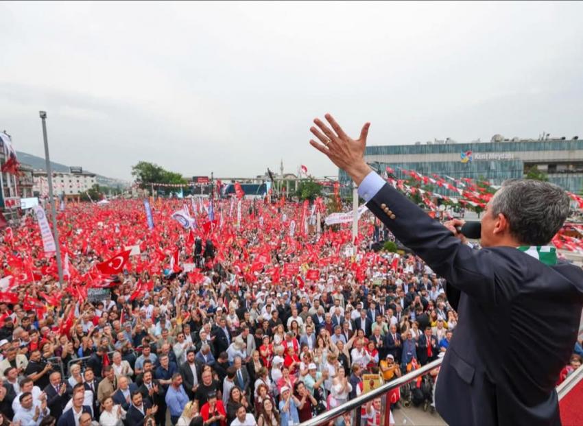 BANDIRMA’DAN DEMOKRASİ YÜRÜYÜŞÜNE GÜÇLÜ DESTEK