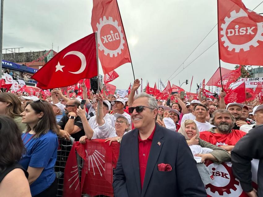 BANDIRMA’DAN DEMOKRASİ YÜRÜYÜŞÜNE GÜÇLÜ DESTEK