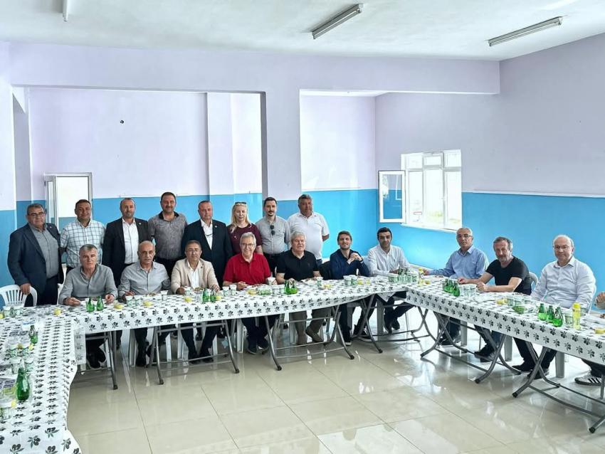 BAŞKAN DURSUN MİRZA, YEŞİLÇOMLU’DAKİ MEVLİD PROGRAMINA KATILDI