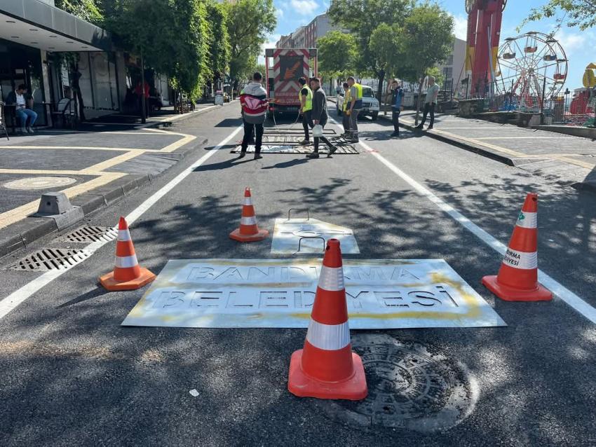 MEHMETÇİK CADDESİ YENİLENDİ