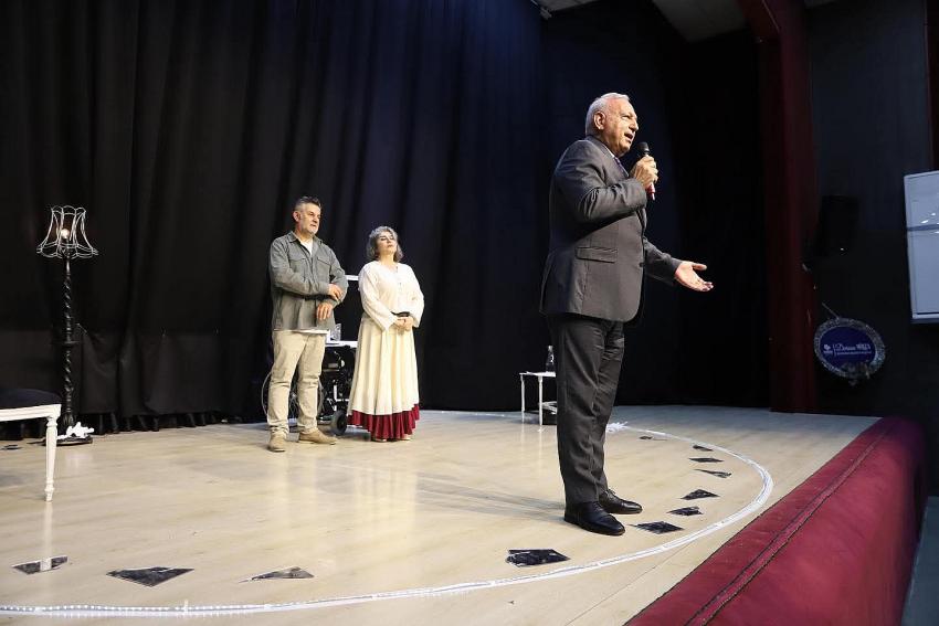 34. ULUSLARARASI BANDIRMA KUŞCENNETİ KÜLTÜR VE TURİZM FESTİVALİ TİYATRO İLE BULUŞTU