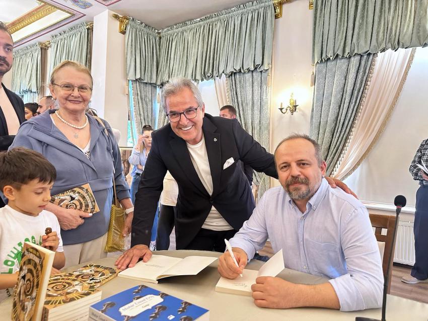 BANDIRMA’NIN HİKÂYELERİ EDEBİYATLA BULUŞTU