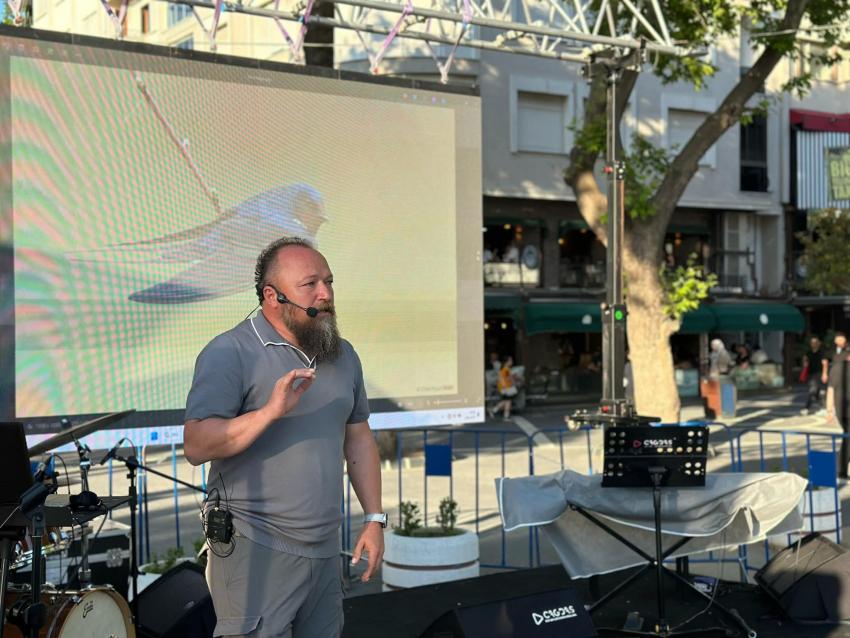 GÖKYÜZÜNE DOKUNAN ANLAR” SÖYLEŞİSİ BÜYÜK İLGİ ÇEKTİ