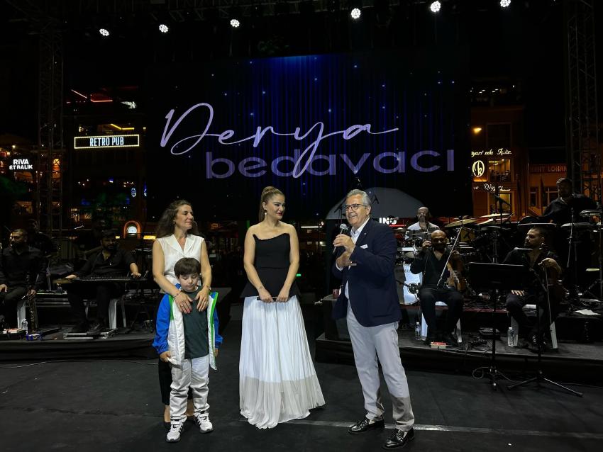 34. ULUSLARARASI BANDIRMA KUŞCENNETİ KÜLTÜR VE TURİZM FESTİVALİ DERYA BEDAVACI KONSERİYLE FİNAL YAPTI