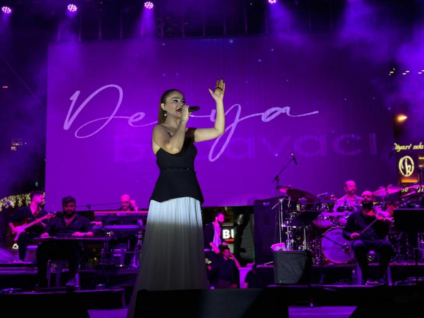 34. ULUSLARARASI BANDIRMA KUŞCENNETİ KÜLTÜR VE TURİZM FESTİVALİ DERYA BEDAVACI KONSERİYLE FİNAL YAPTI