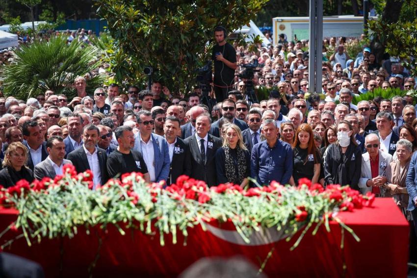 BAŞKAN MİRZA'DAN FERDİ ZEYREK İÇİN: ÇOK ERKEN OLDU, HİKAYE YARIM KALDI!