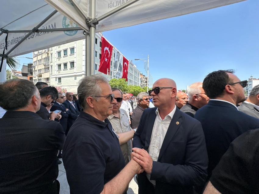 BAŞKAN MİRZA'DAN FERDİ ZEYREK İÇİN: ÇOK ERKEN OLDU, HİKAYE YARIM KALDI!