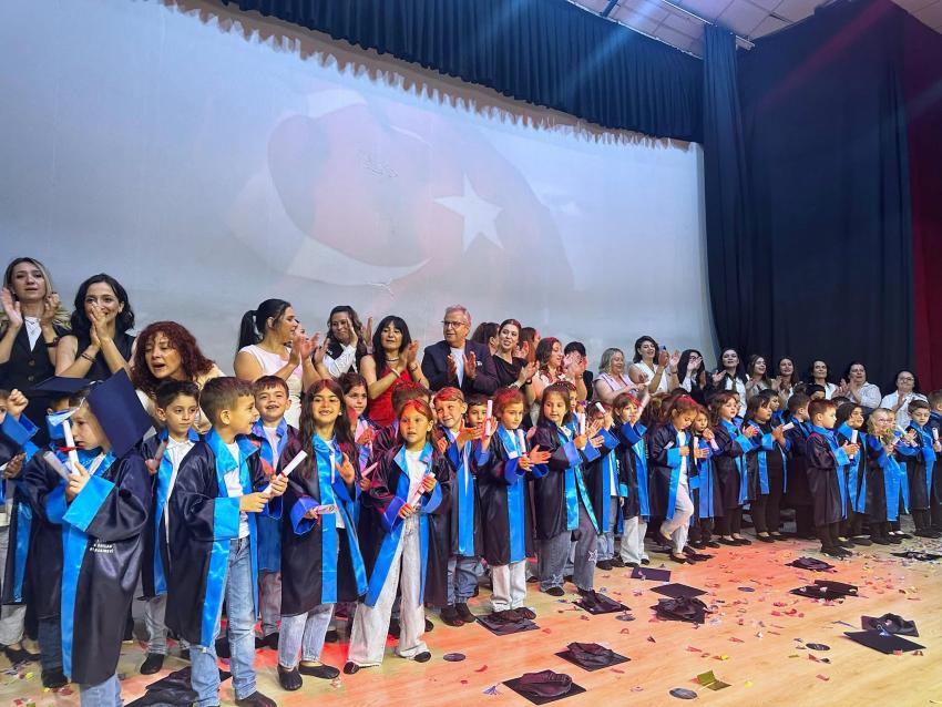 BANDIRMA BELEDİYESİ KREŞLERİNDE MEZUNİYET COŞKUSU
